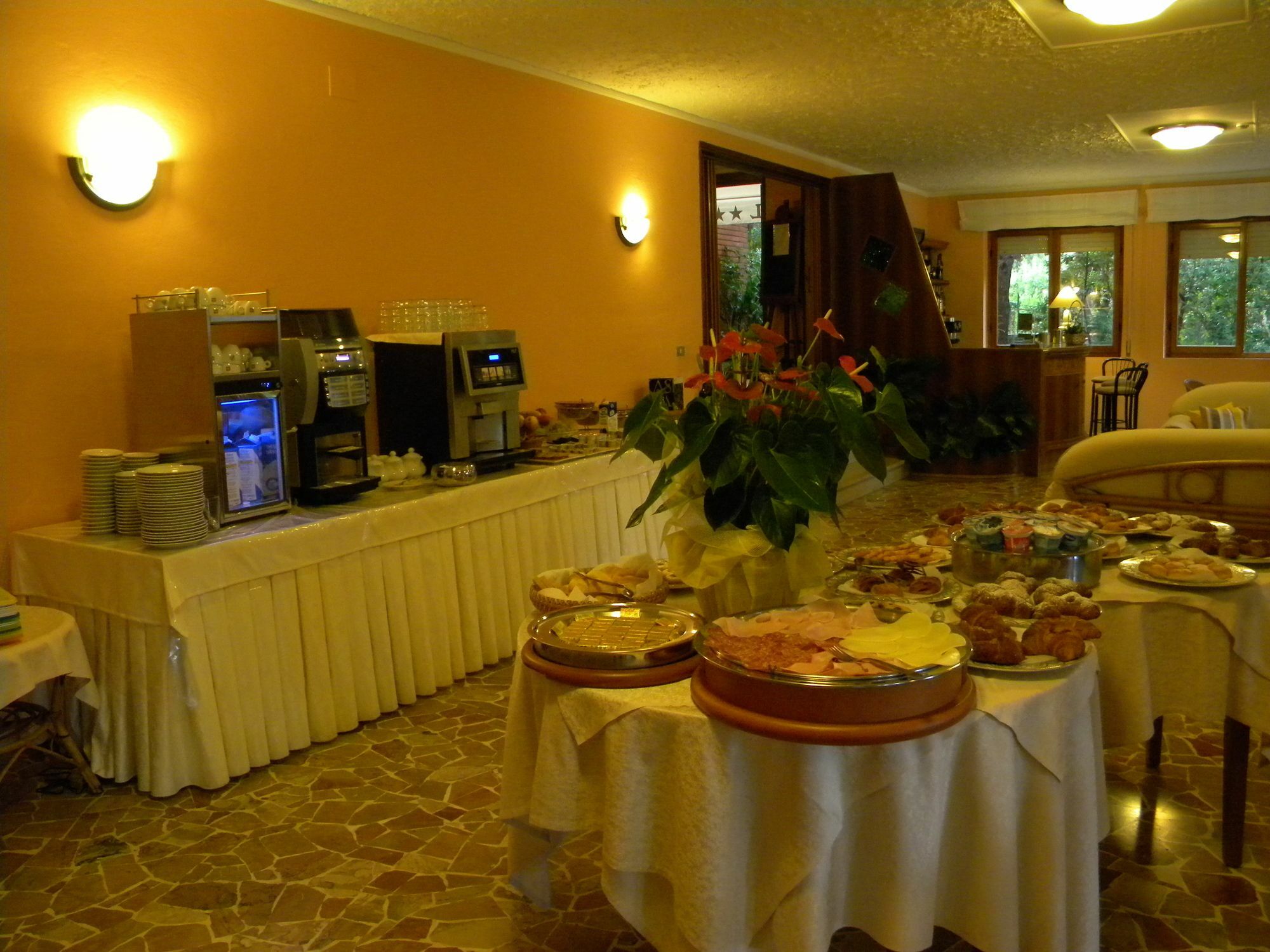 Hotel La Rosa Del Tirreno Livorno Kültér fotó